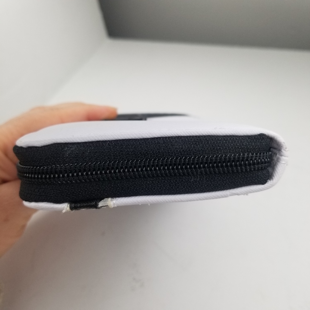 LOUNGEFLY Star Wars Storm Trooper Wallet - Picture 5 of 13